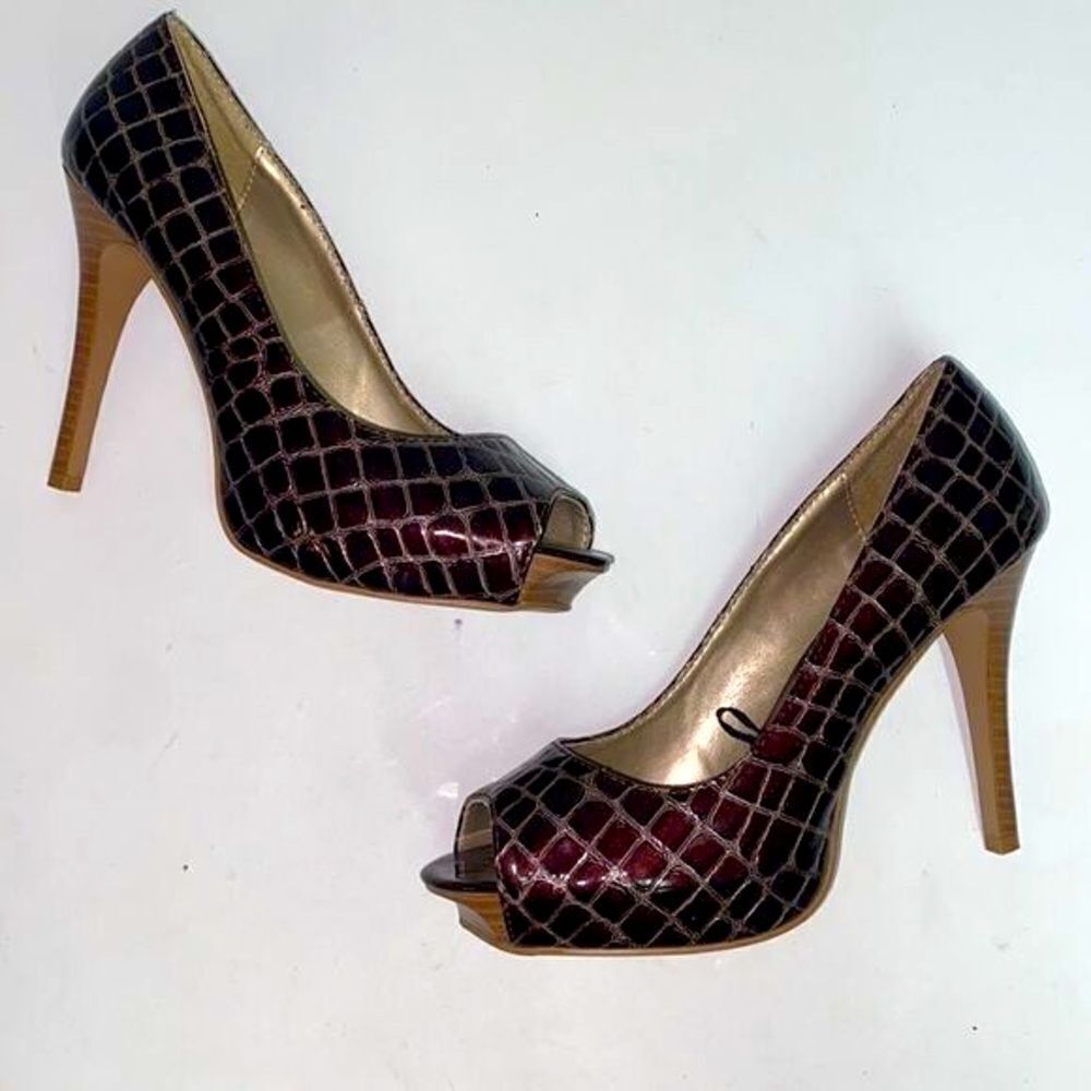 Qupid‎ | Crocodiles Embossed Open Toe Heels Size 8 A18